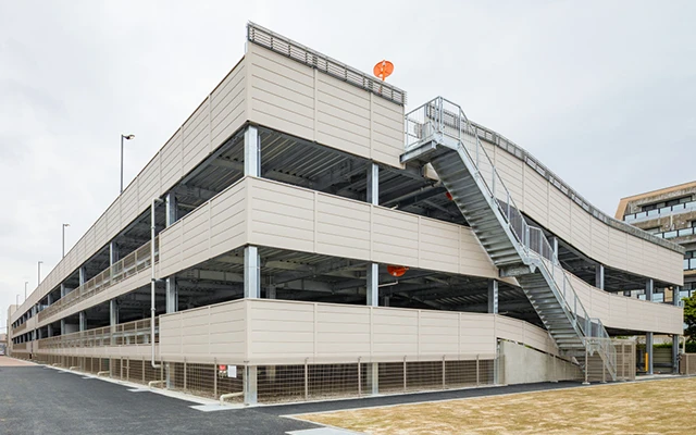 自走式立体駐車場